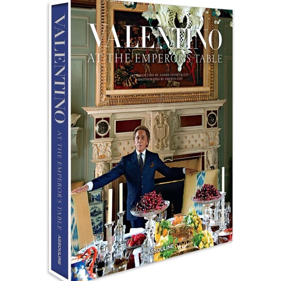 Assouline
Valentino: At the Emperor's Table - Picture 1 of 8